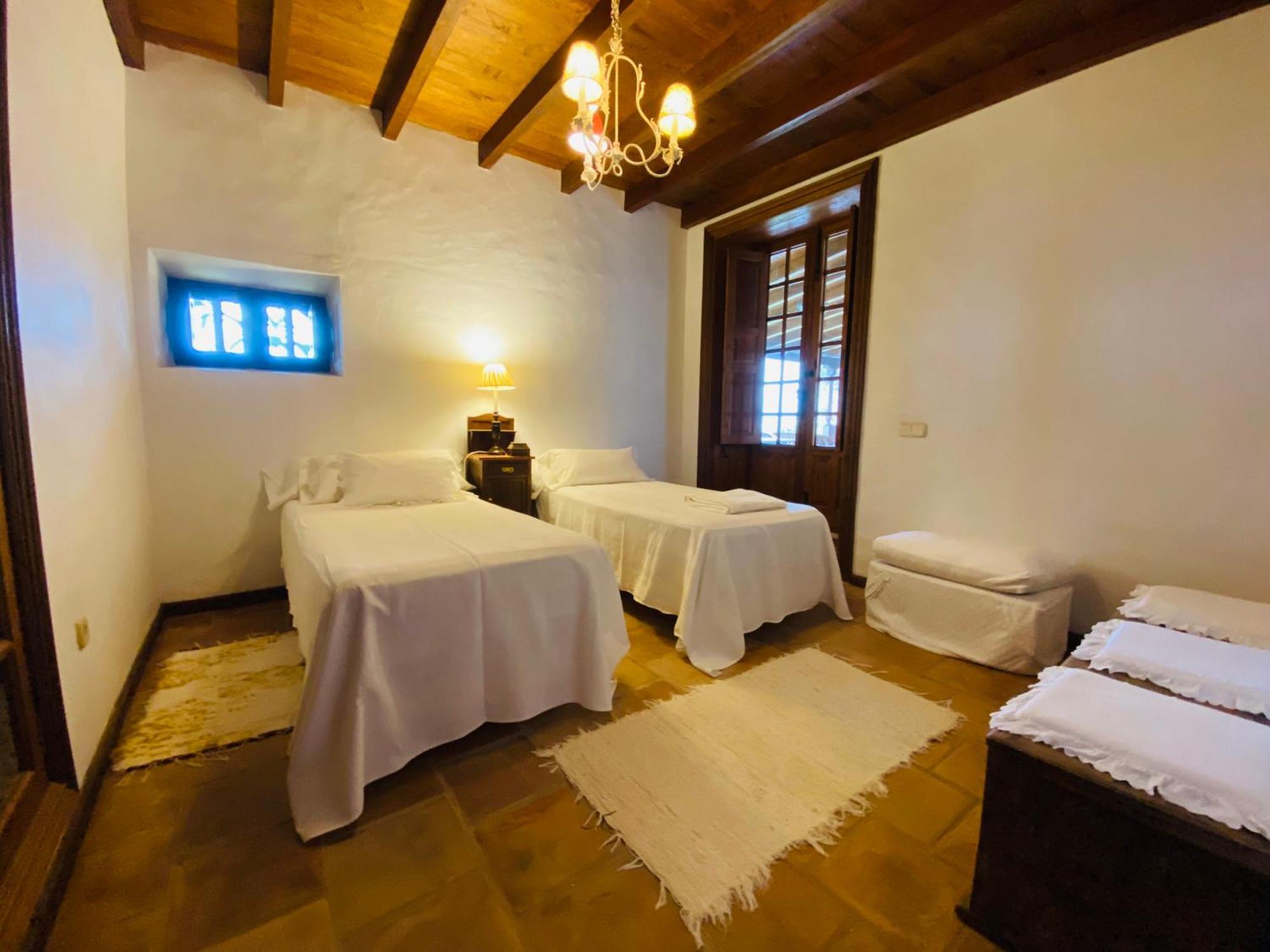 La Rayuela Suites Frontera Luaran gambar