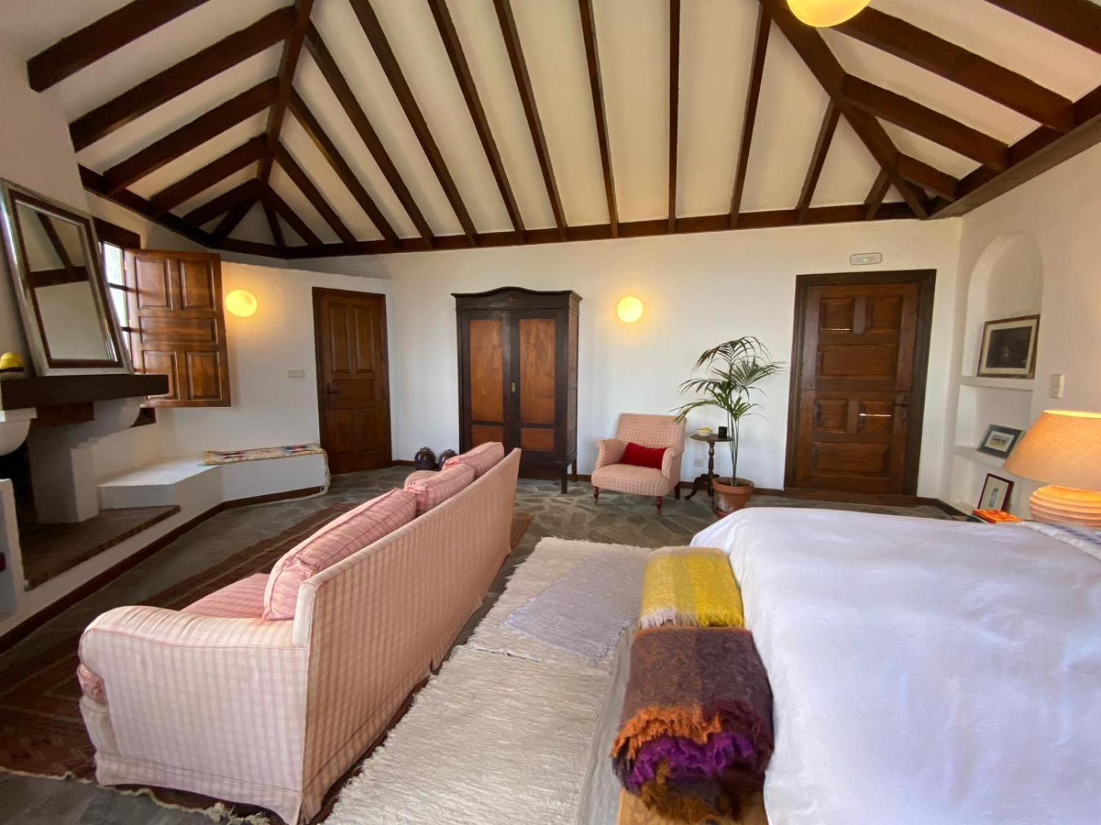 La Rayuela Suites Frontera Luaran gambar