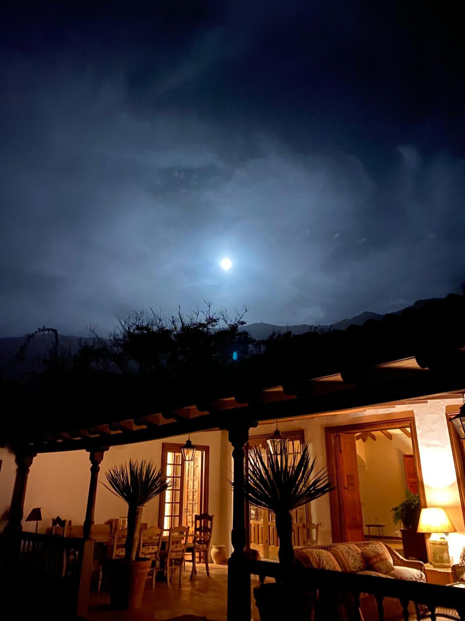La Rayuela Suites Frontera Luaran gambar